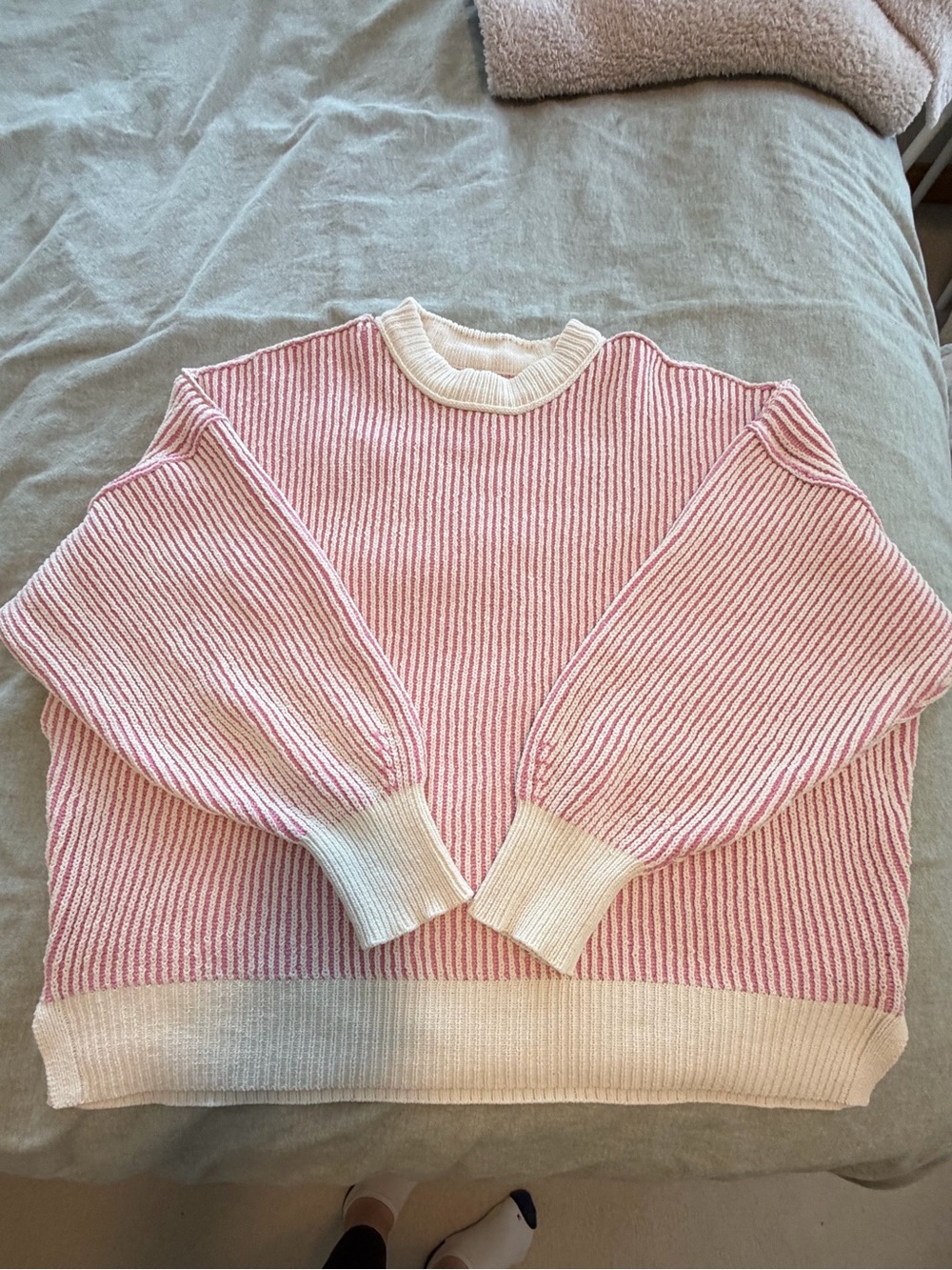 Aerie Pink & Cream Ribbed Knit Sweater